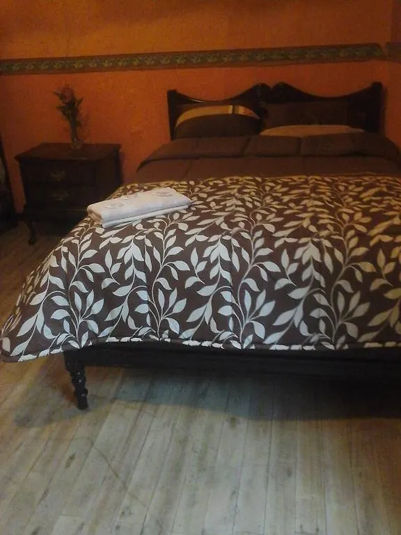 Hostal Villa Del Rosario Cuenca 3*,