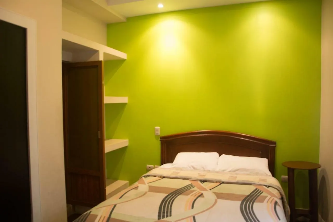 *** Guest house Hostal Villa Del Rosario Cuenca Ecuador